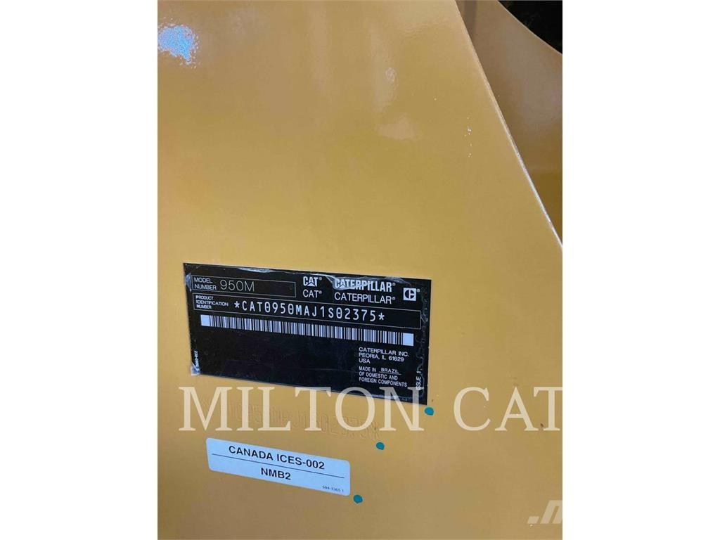 CAT 950M 3V لوادر بعجل