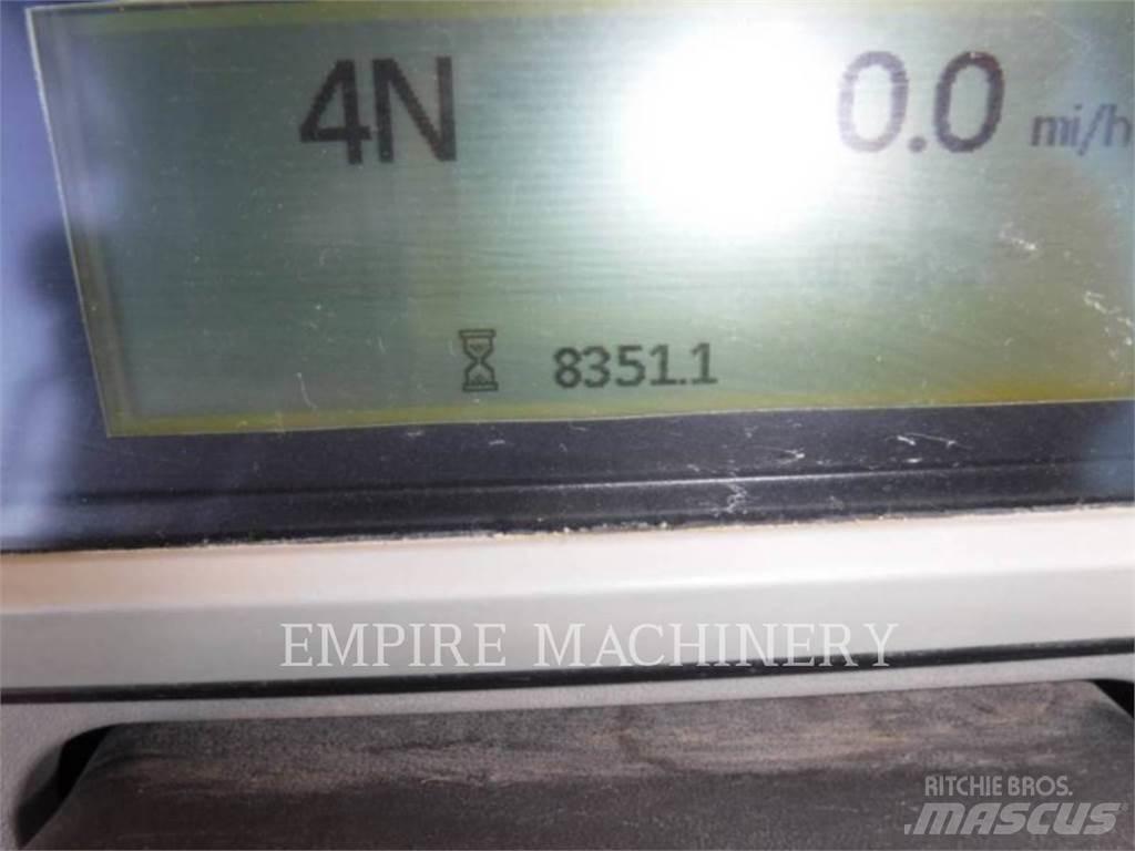 CAT 950M FC لوادر بعجل