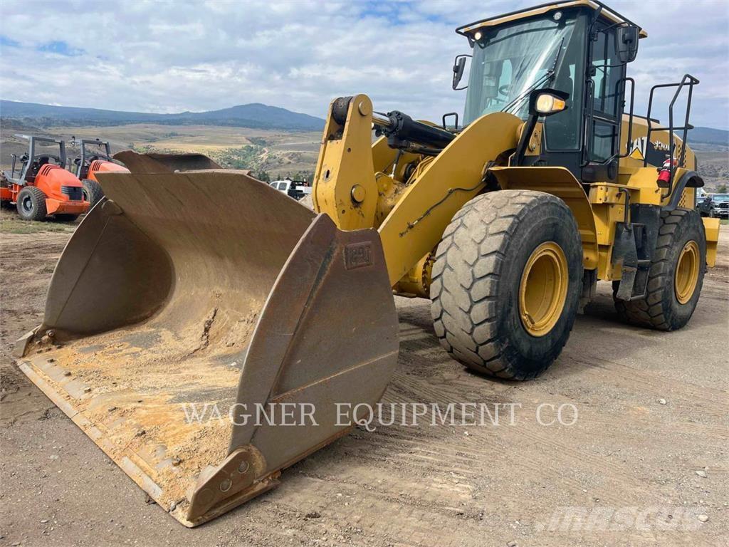 CAT 950M FC لوادر بعجل