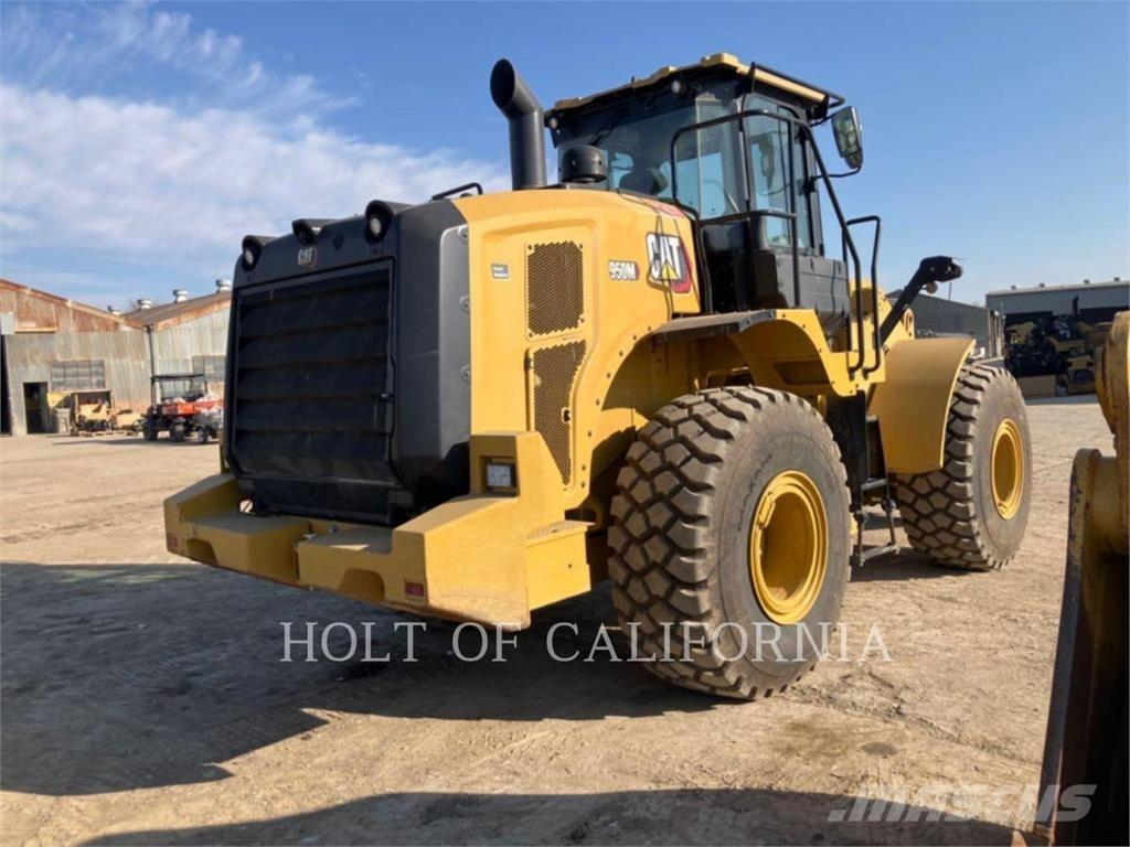 CAT 950M HL لوادر بعجل