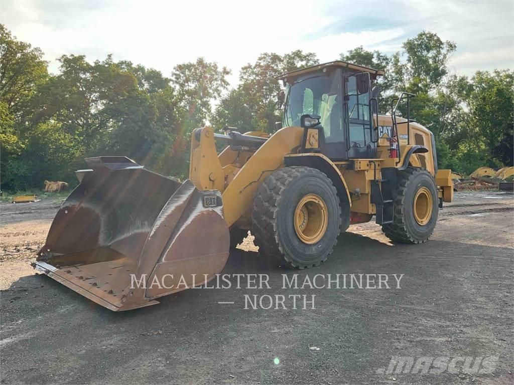 CAT 950M Q لوادر بعجل