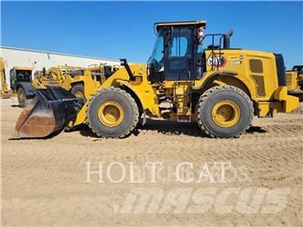 CAT 950M QC لوادر بعجل