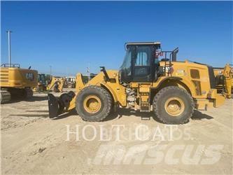 CAT 950M QC لوادر بعجل