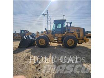 CAT 950M QC لوادر بعجل