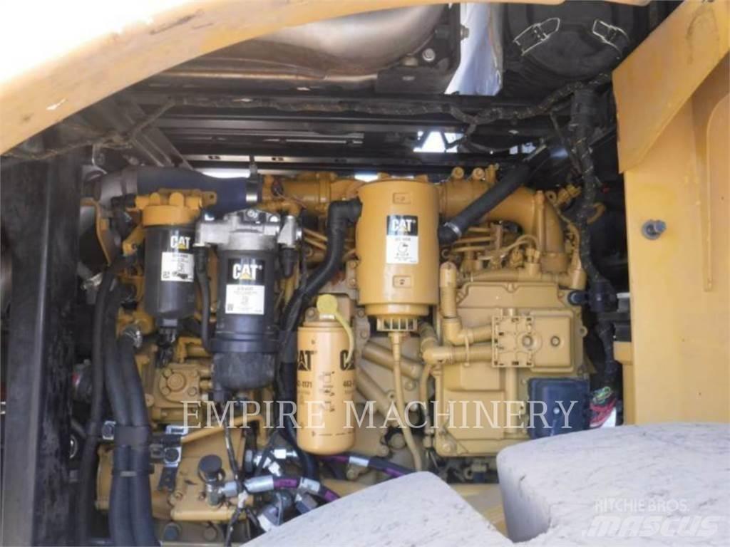 CAT 950M WH لوادر بعجل