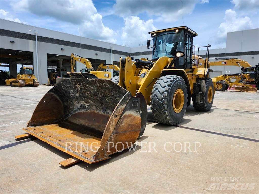 CAT 950QC لوادر بعجل