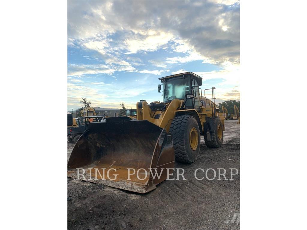 CAT 950QC لوادر بعجل