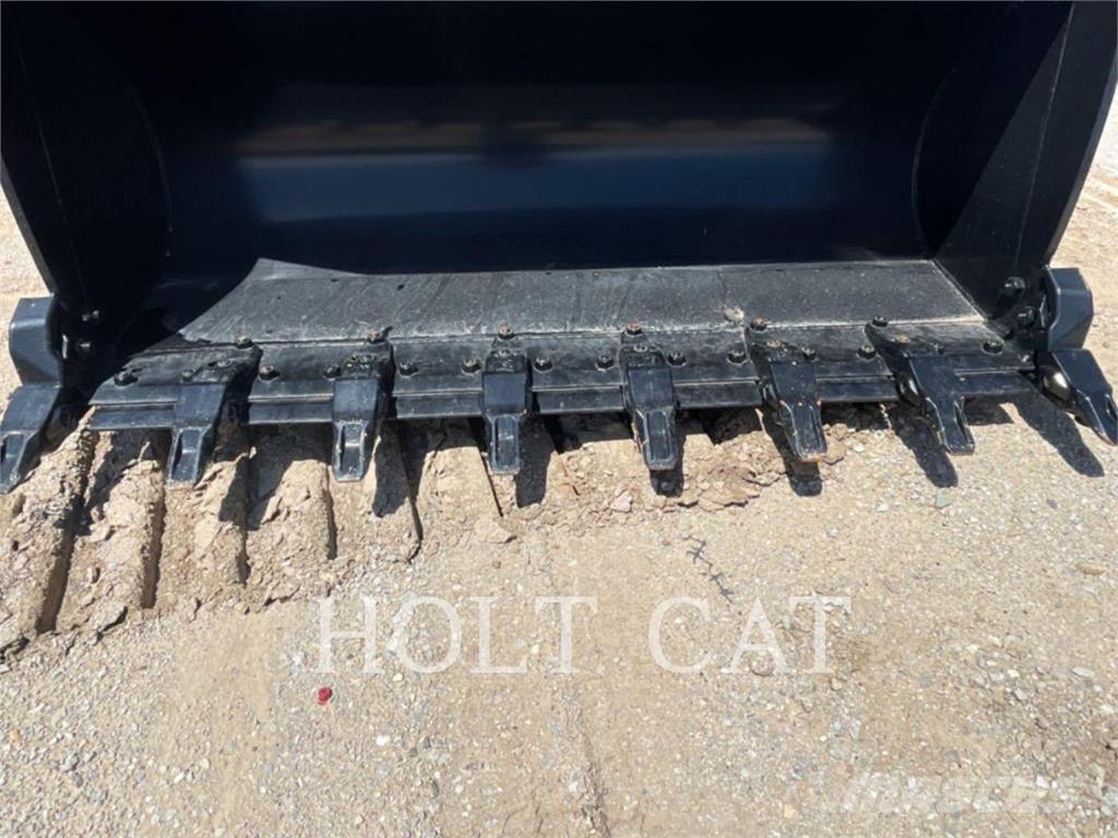 CAT 953 QC لوادر زحافة