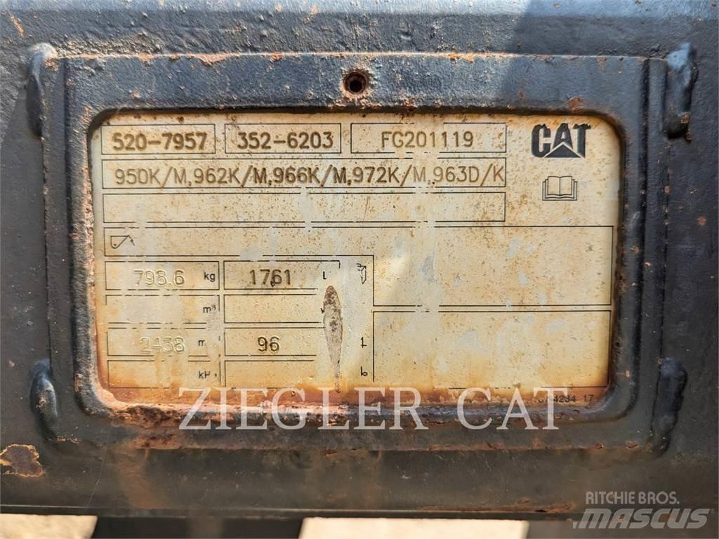 CAT 953KLGP لوادر زحافة