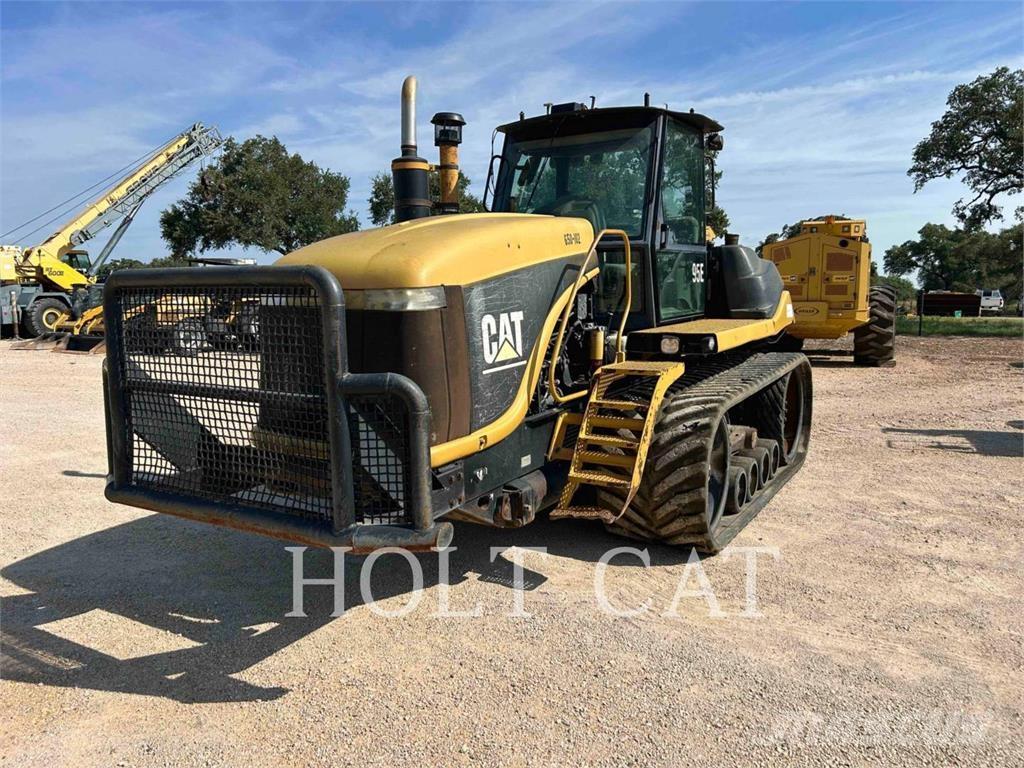 CAT 95E الجرارات