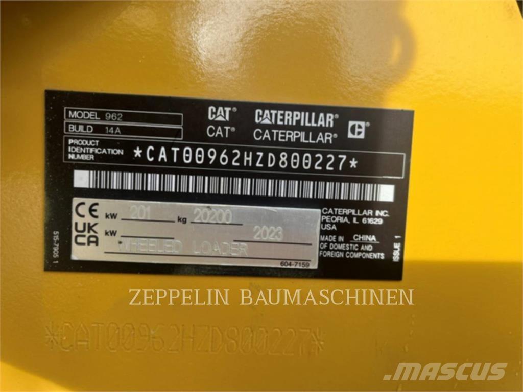 CAT 962-14A لوادر بعجل