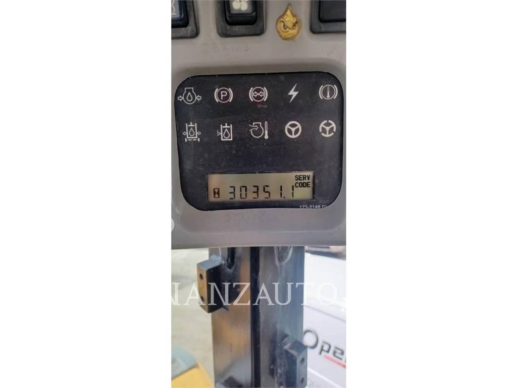 CAT 962G II لوادر بعجل