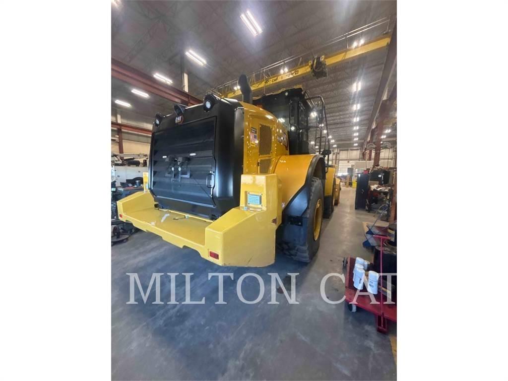 CAT 962M لوادر بعجل