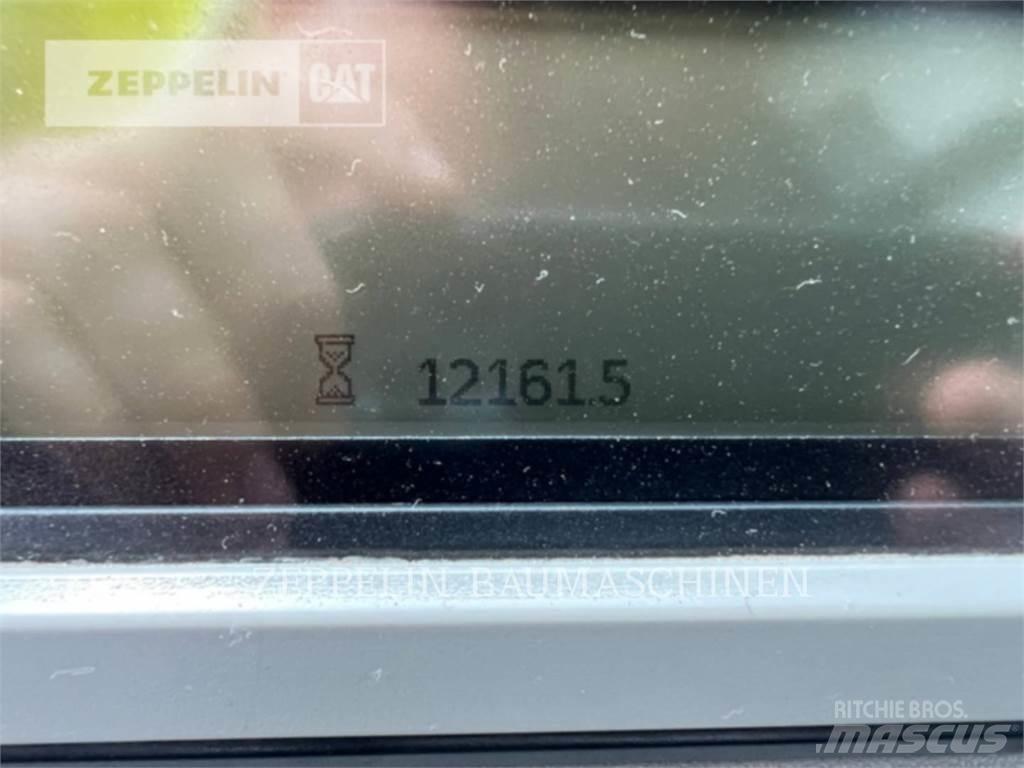 CAT 962M لوادر بعجل
