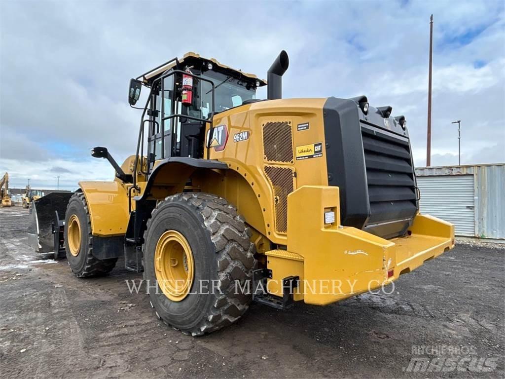 CAT 962M QC 3V لوادر بعجل