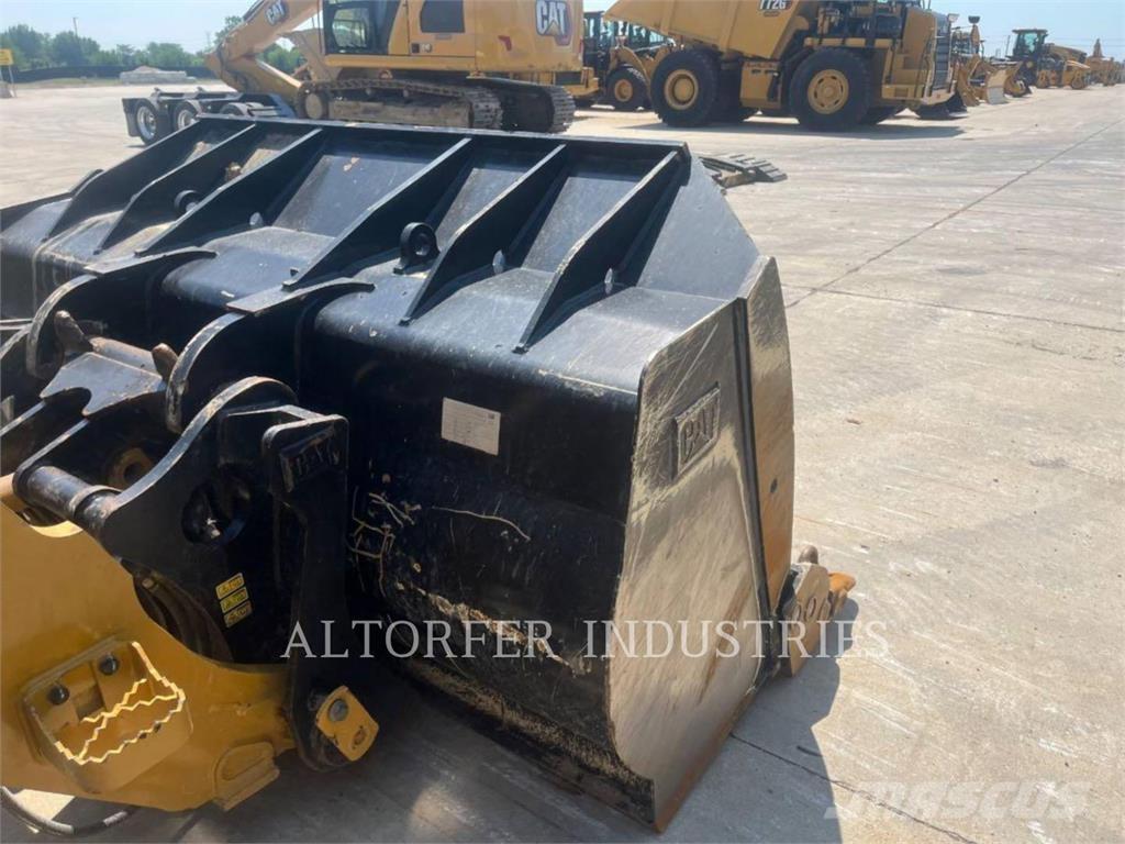 CAT 963-12 لوادر زحافة