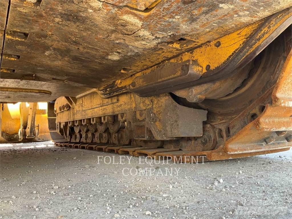 CAT 963D لوادر زحافة