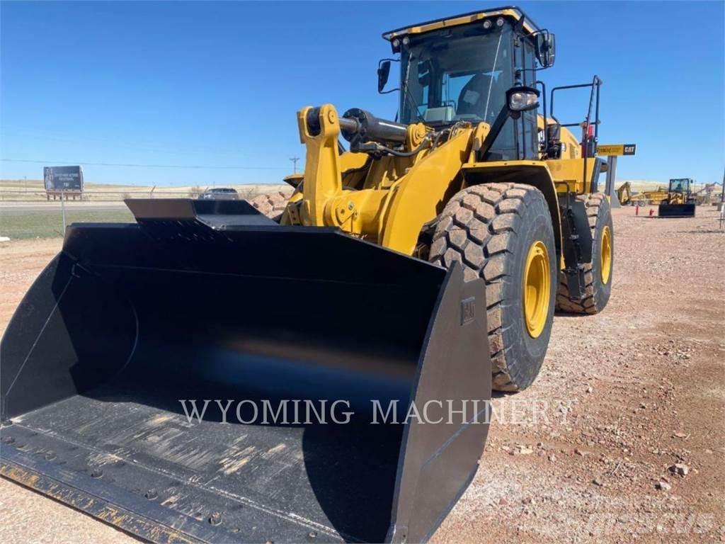 CAT 966 لوادر بعجل