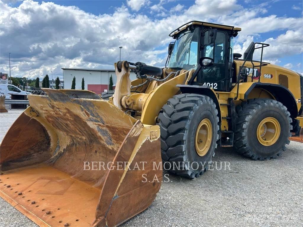 CAT 966 لوادر بعجل
