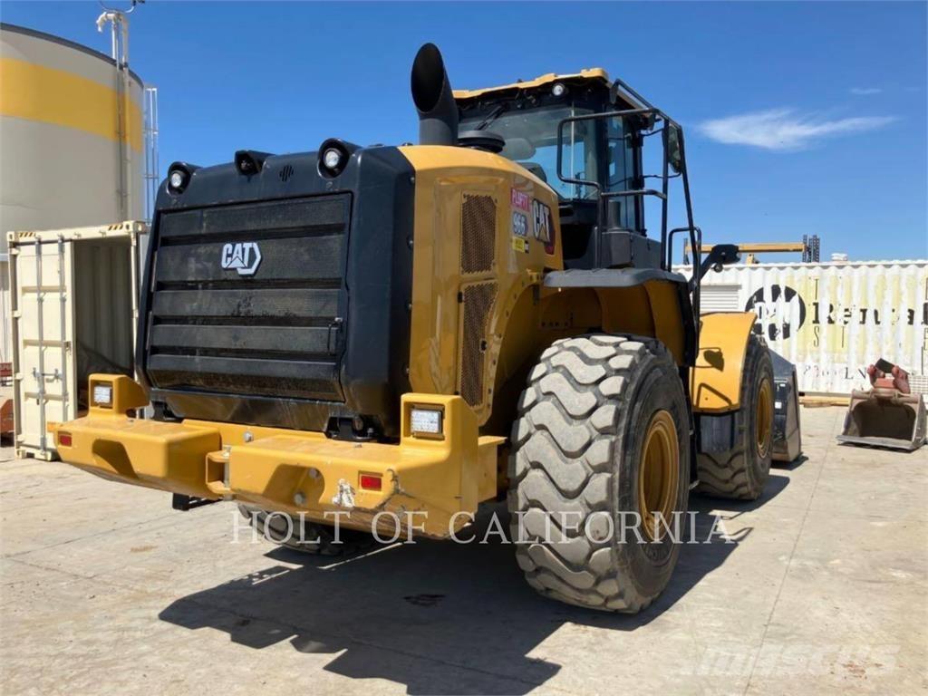 CAT 966 لوادر بعجل