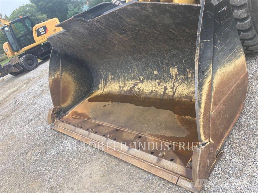 CAT 966-01GC لوادر بعجل