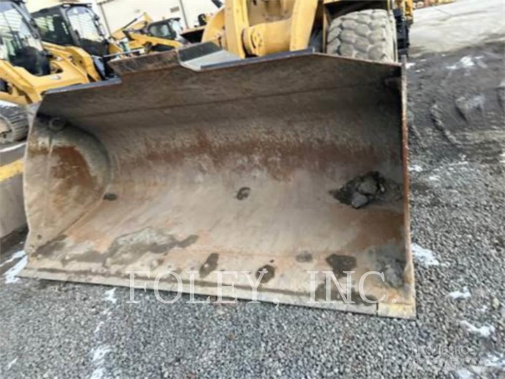 CAT 966-14XE لوادر بعجل