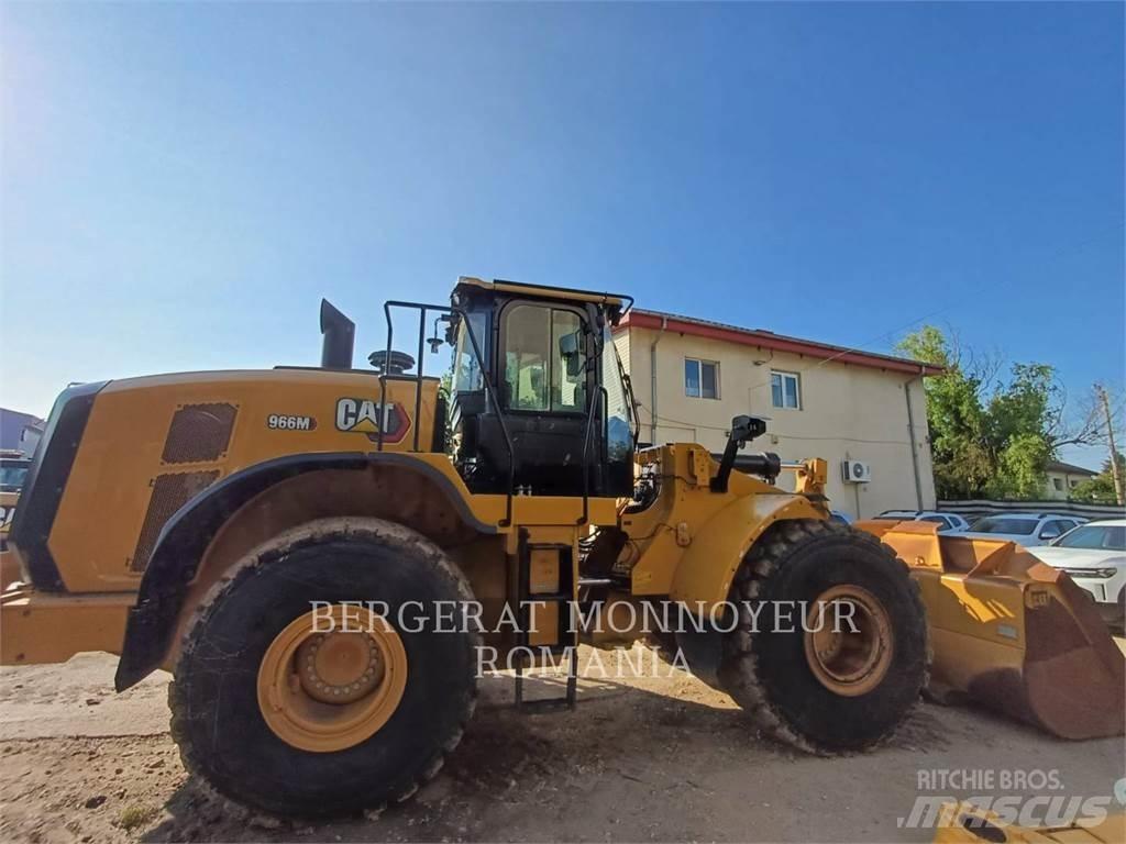 CAT 966 M لوادر بعجل