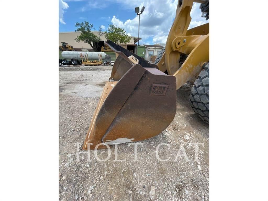 CAT 966GC لوادر بعجل