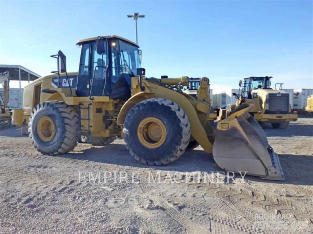 CAT 966H لوادر بعجل