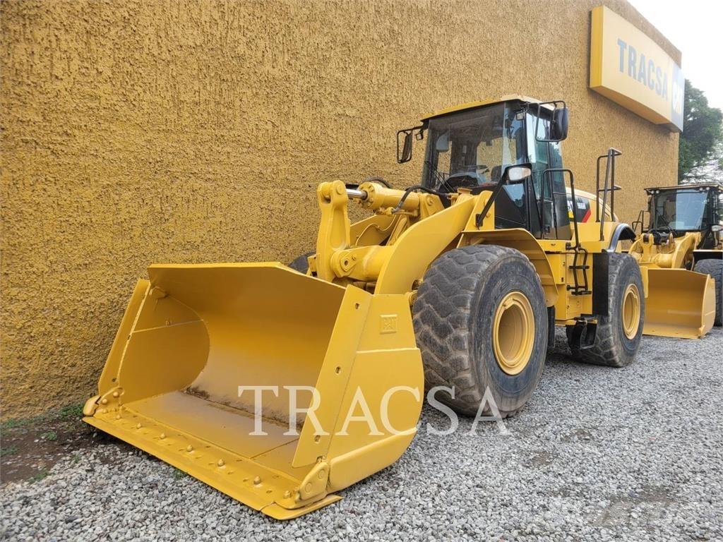 CAT 966H لوادر بعجل