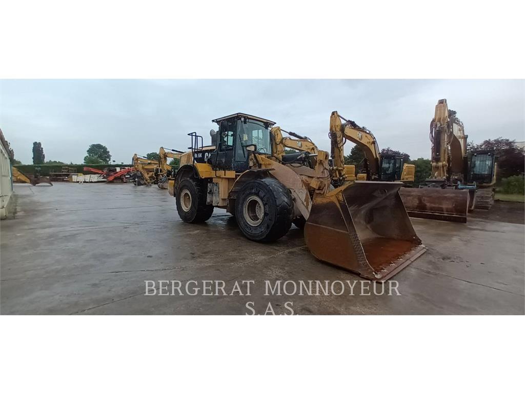 CAT 966K لوادر بعجل