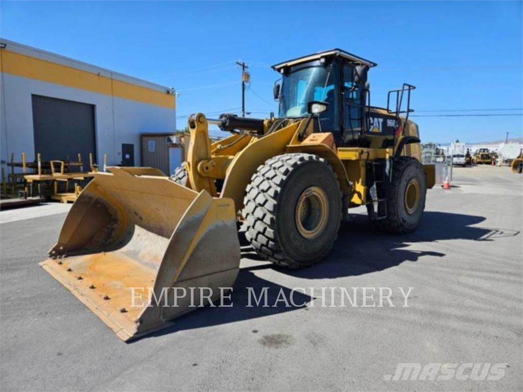 CAT 966K لوادر بعجل