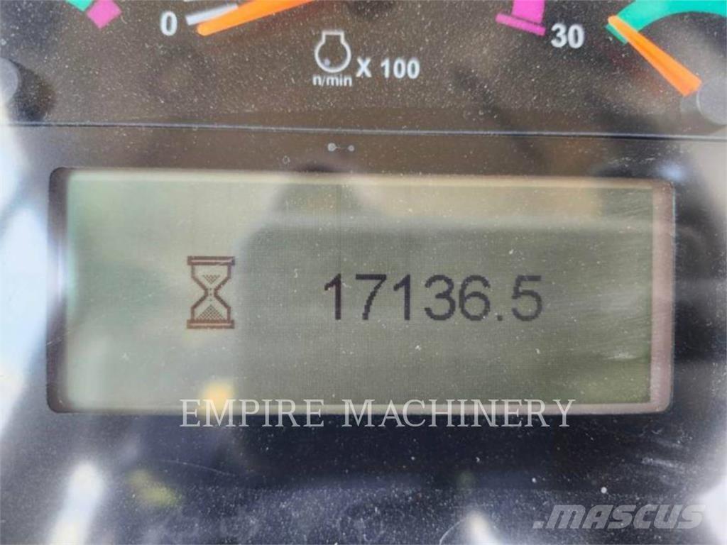 CAT 966K لوادر بعجل