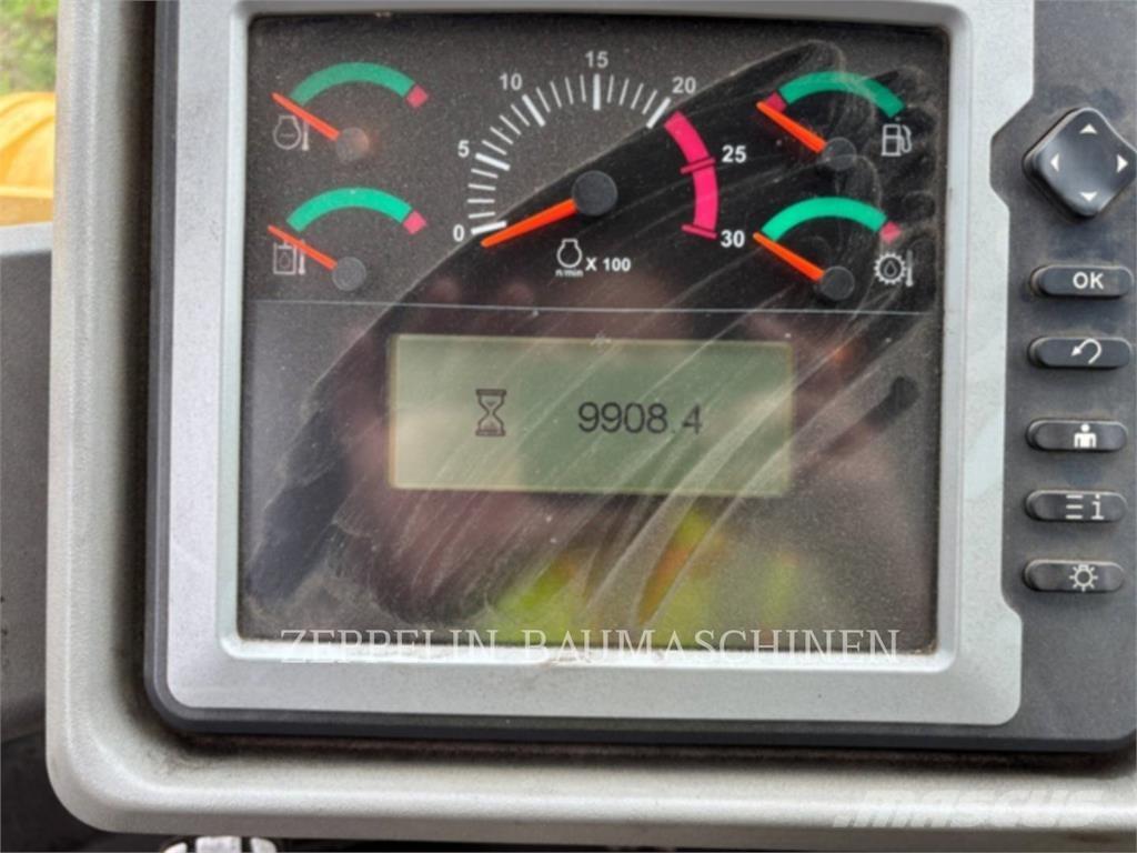 CAT 966KXE لوادر بعجل