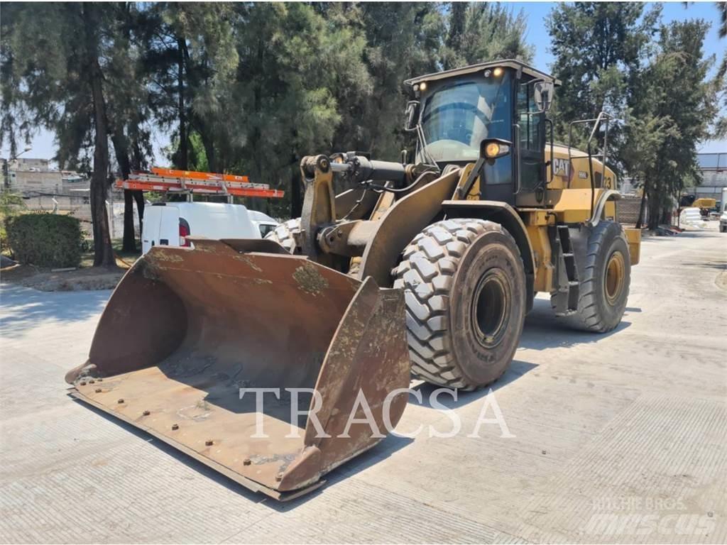 CAT 966L لوادر بعجل