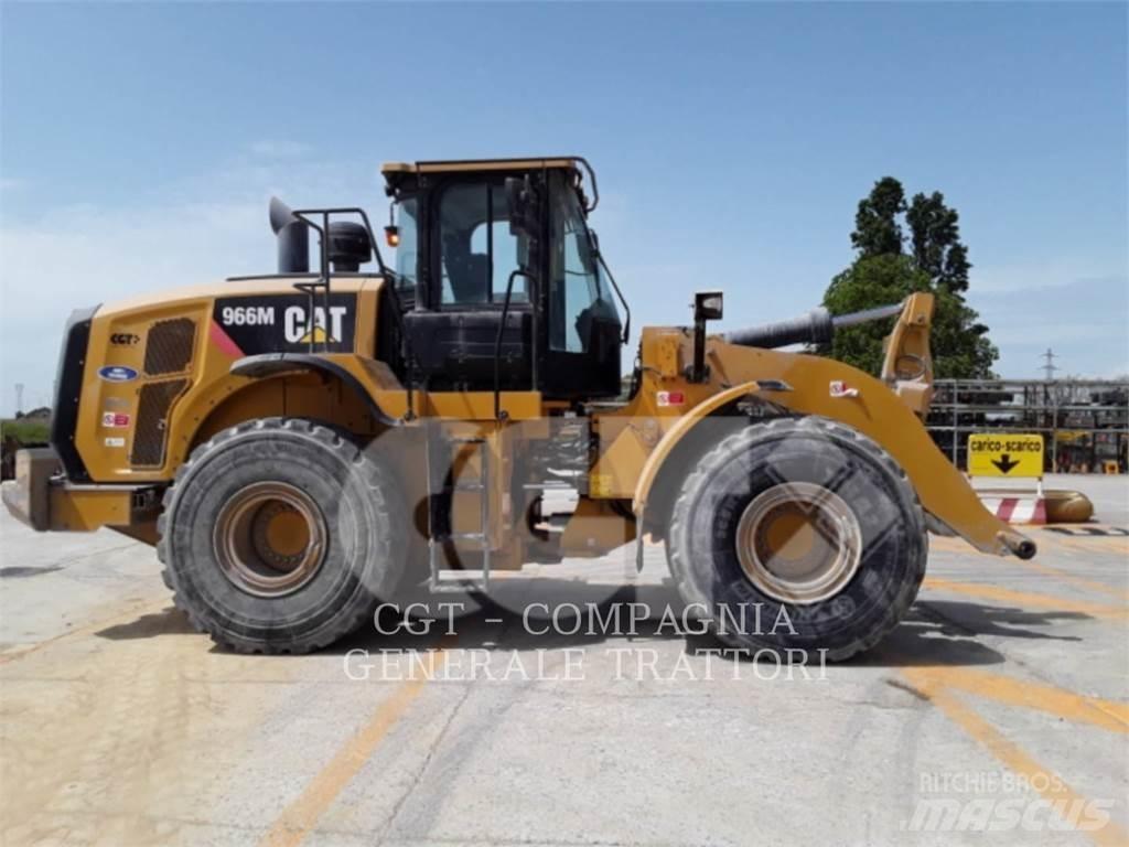 CAT 966M لوادر بعجل