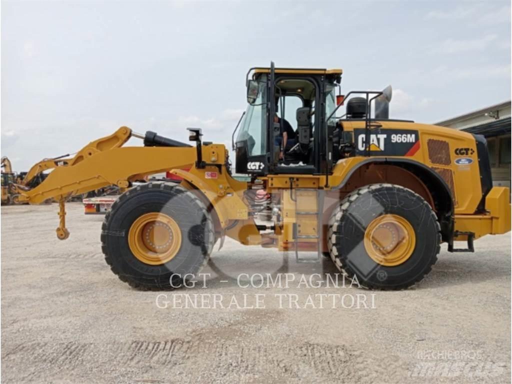 CAT 966M لوادر بعجل