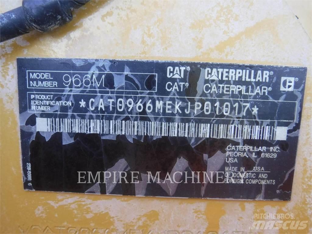 CAT 966M لوادر بعجل