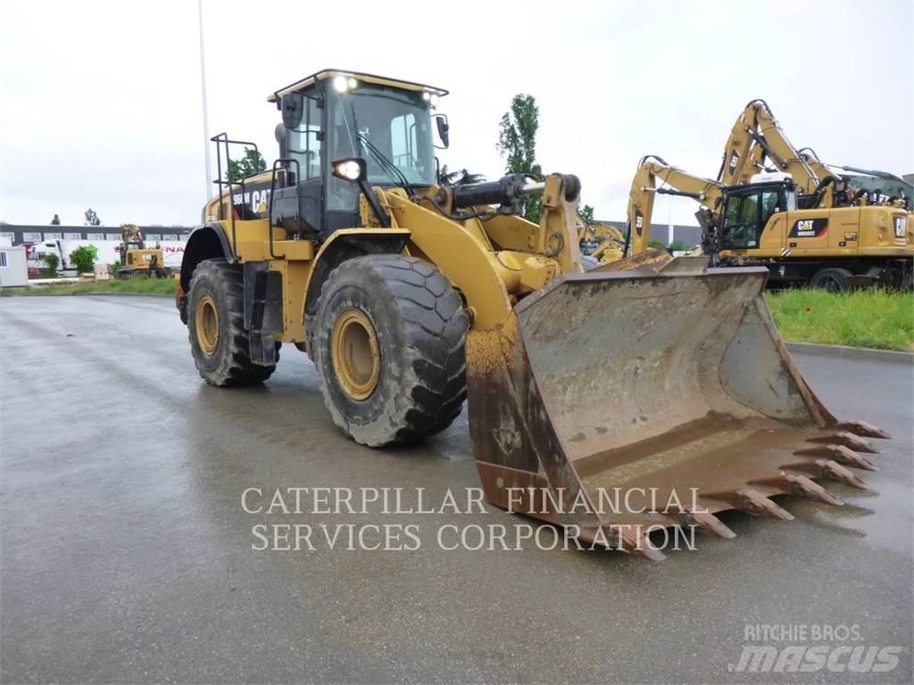 CAT 966M لوادر بعجل