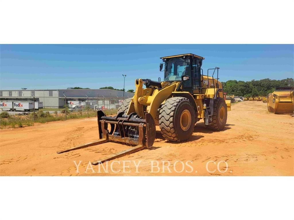 CAT 966M لوادر بعجل