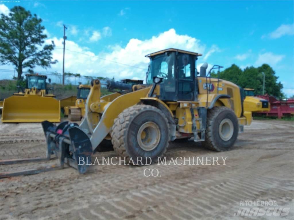 CAT 966M لوادر بعجل