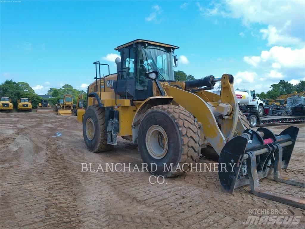 CAT 966M لوادر بعجل