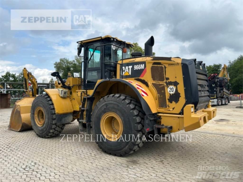 CAT 966M لوادر بعجل
