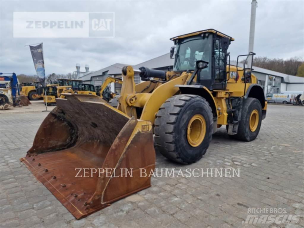 CAT 966M لوادر بعجل