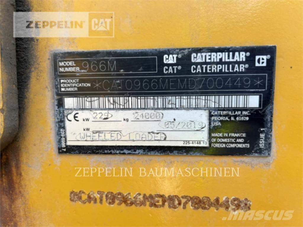 CAT 966M لوادر بعجل