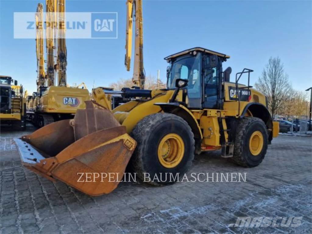 CAT 966M لوادر بعجل