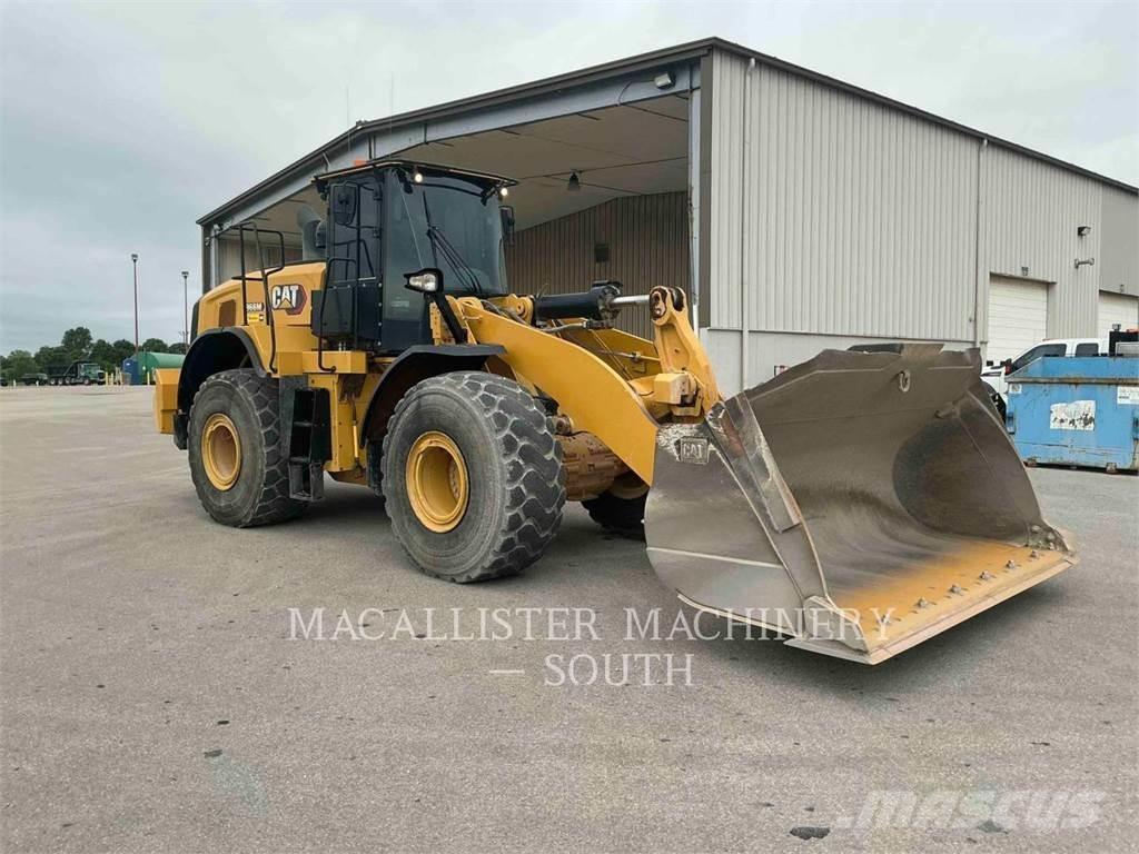 CAT 966M لوادر بعجل