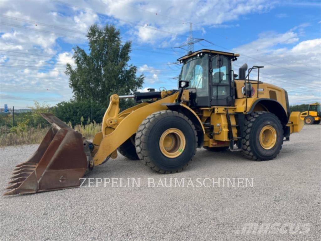 CAT 966M لوادر بعجل