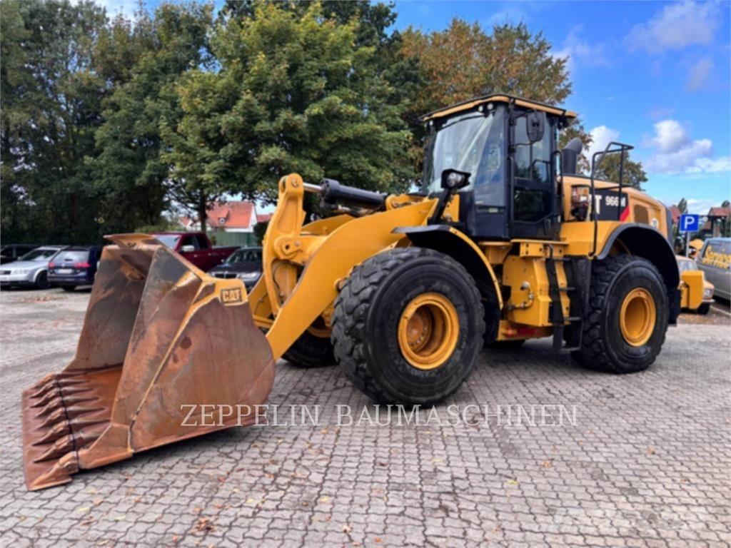 CAT 966M لوادر بعجل
