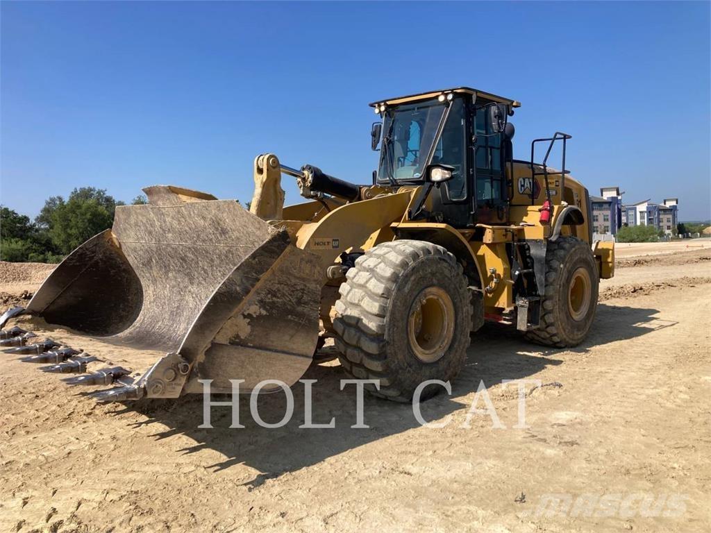 CAT 966M لوادر بعجل
